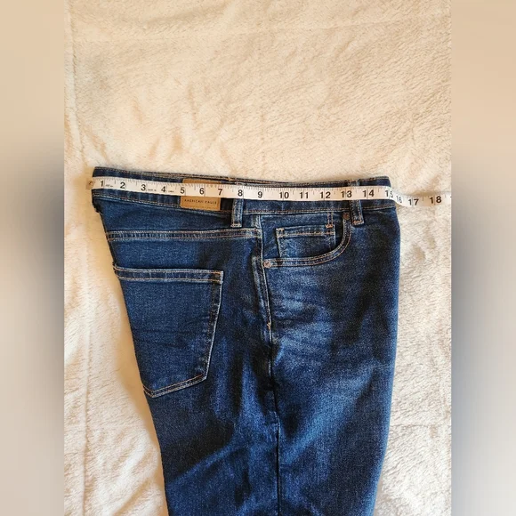 -SOLD- American Eagle Jeans Womens Size 8 Stretch Mom Jean Dark Wash - Picture 9 of 9